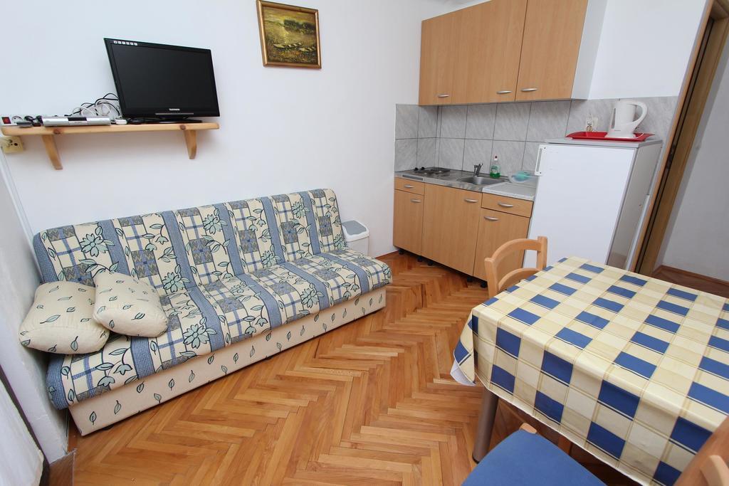 Apartments Lora Ровинь Экстерьер фото