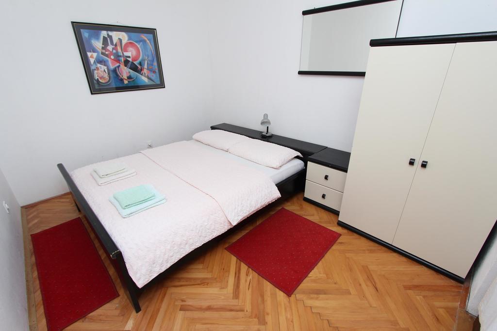 Apartments Lora Ровинь Экстерьер фото