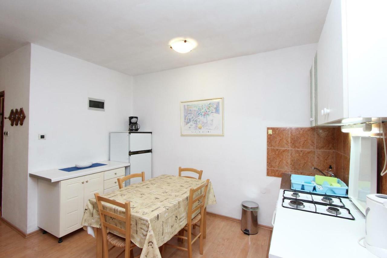 Apartments Lora Ровинь Экстерьер фото