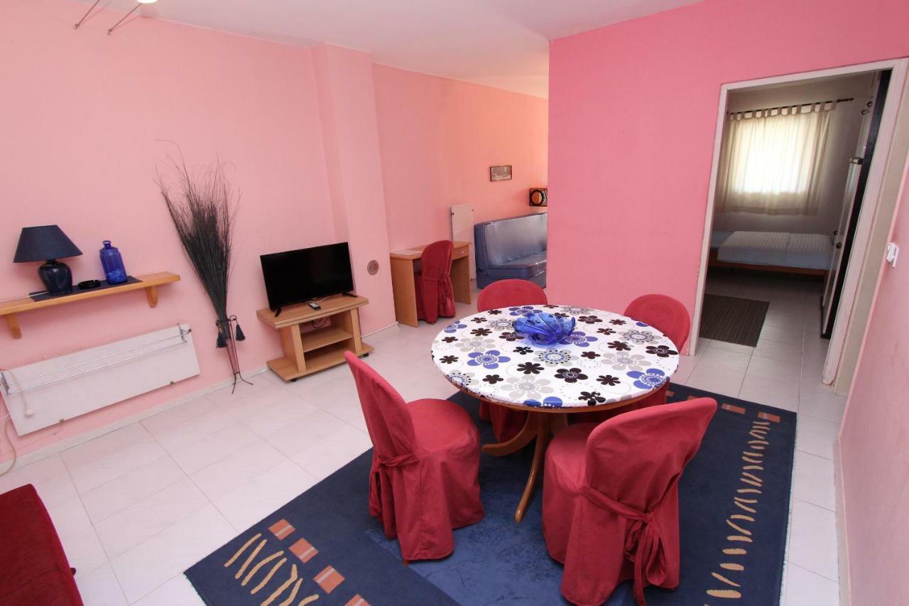 Apartments Lora Ровинь Экстерьер фото