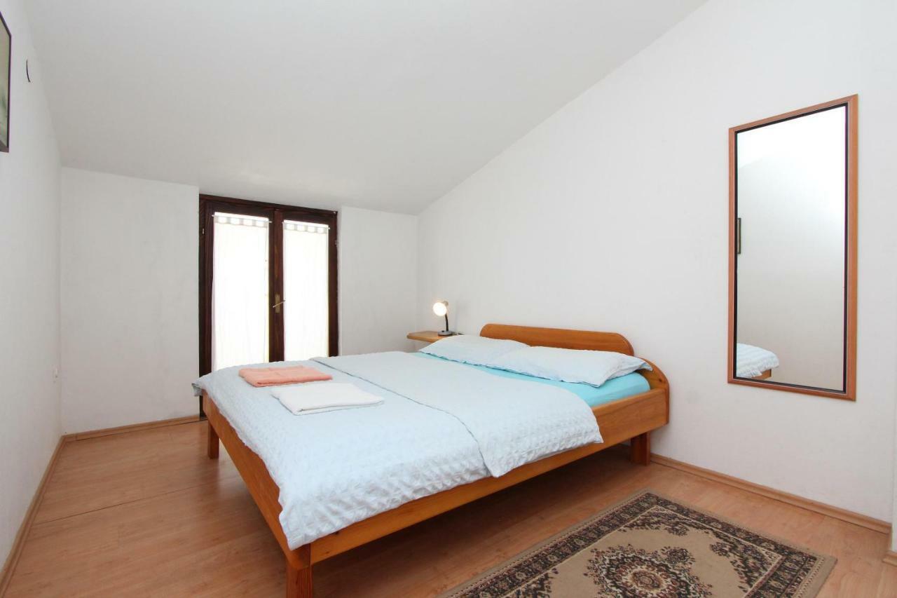 Apartments Lora Ровинь Экстерьер фото