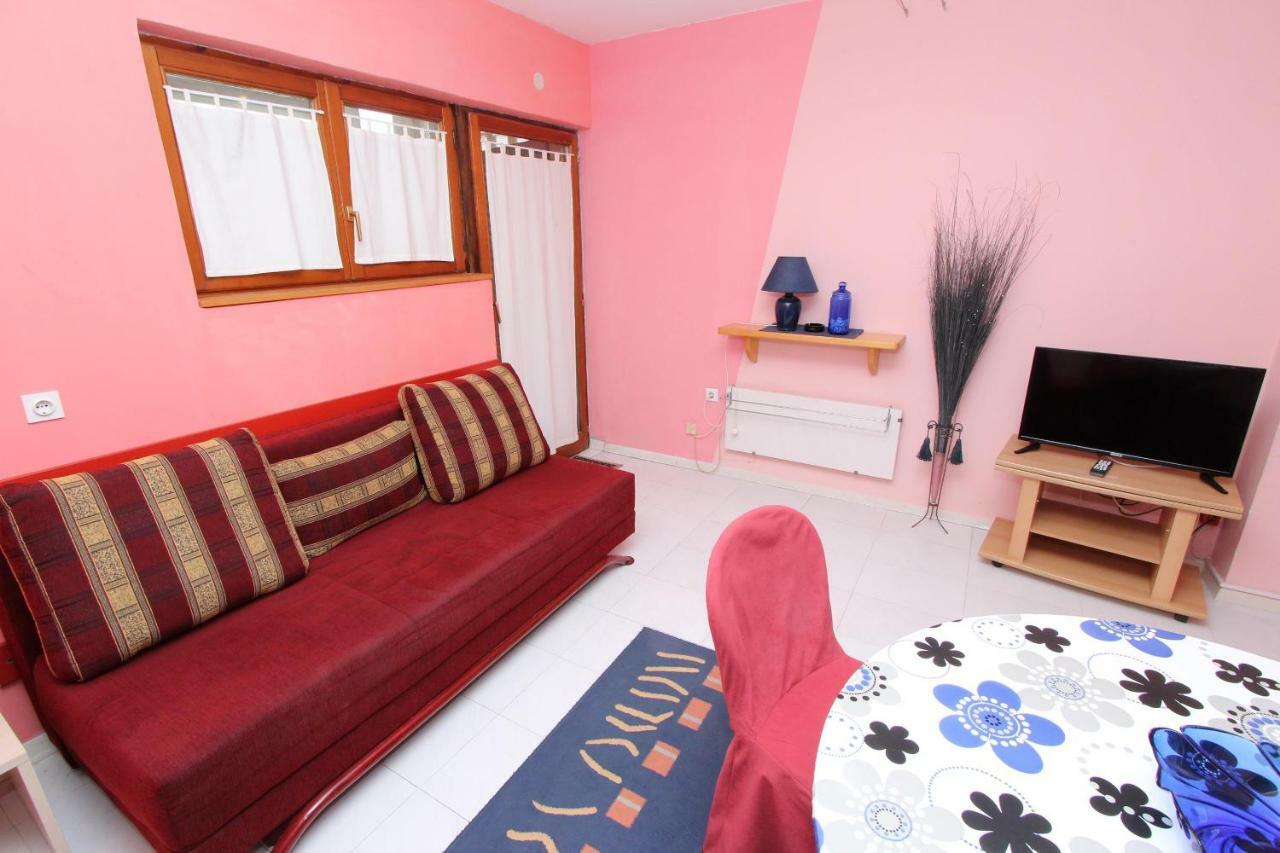 Apartments Lora Ровинь Экстерьер фото