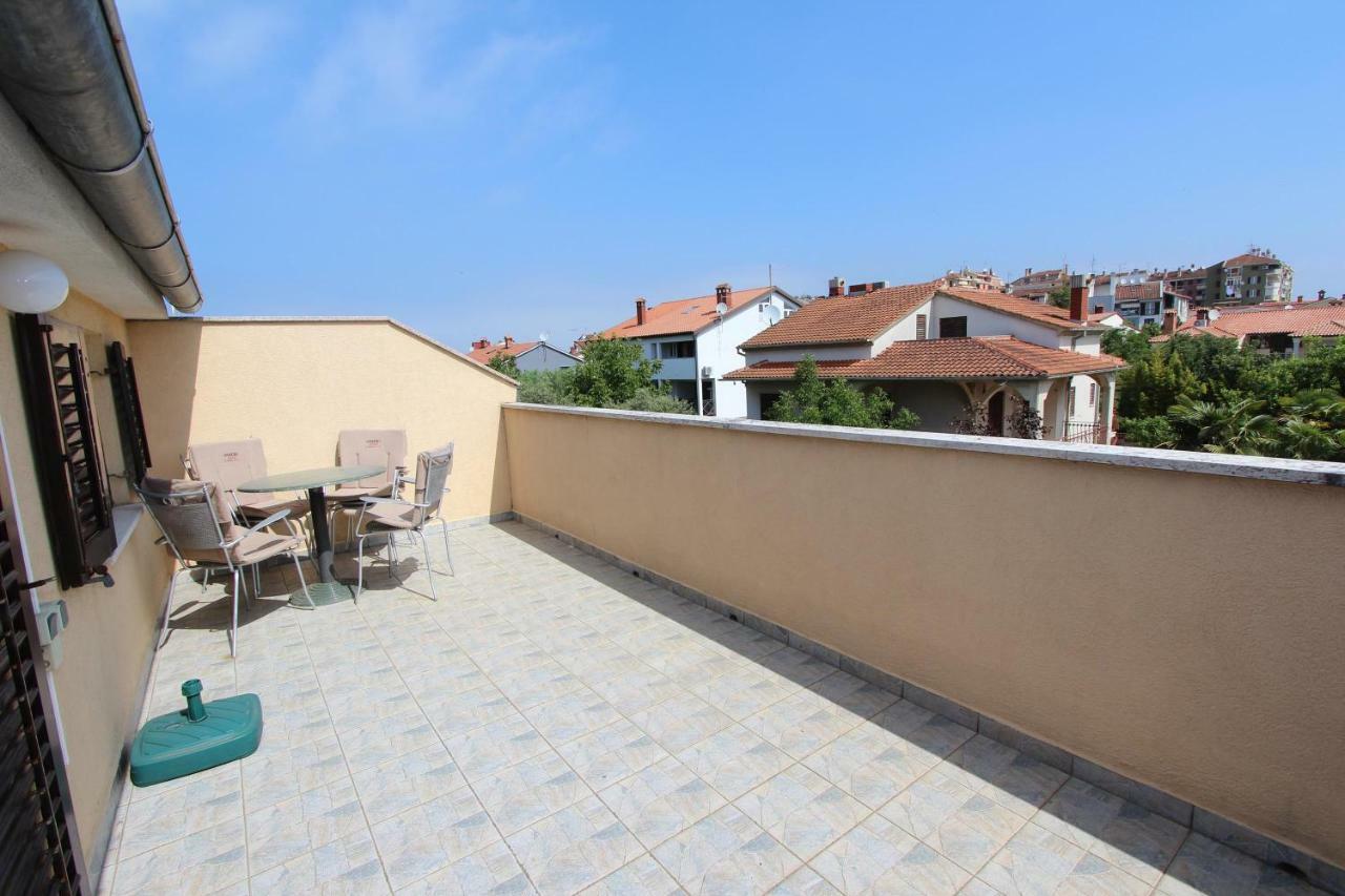 Apartments Lora Ровинь Экстерьер фото