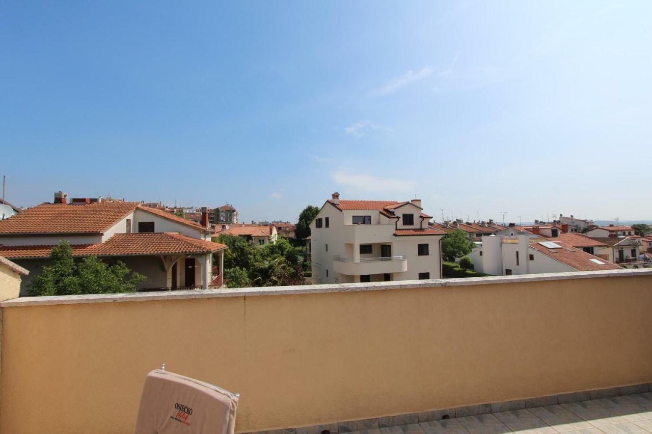 Apartments Lora Ровинь Экстерьер фото
